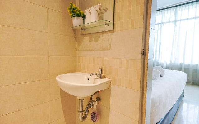 Urbanview Hotel Bumi Malaya