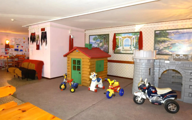 Hotel Diplomat Marine