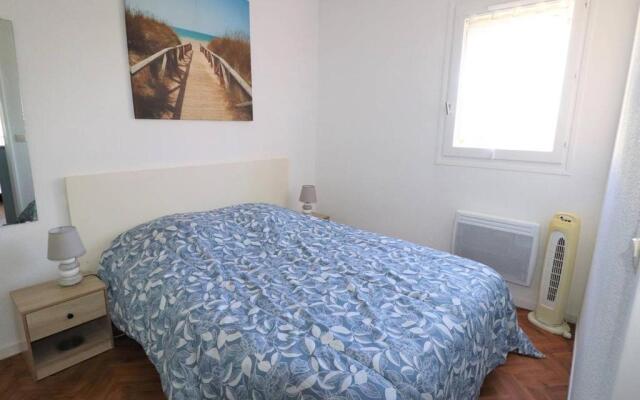 Appartement Le Grau-du-Roi, 2 pièces, 4 personnes - FR-1-307-168