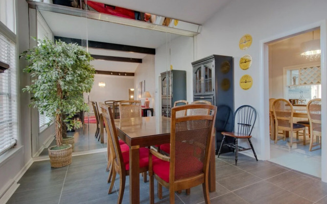 The Saunders Retreat