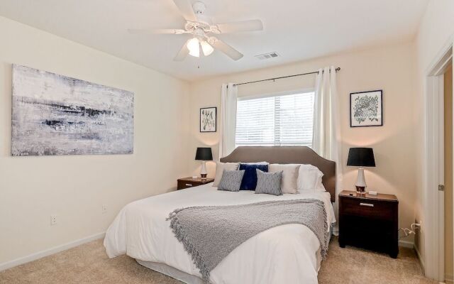 Apartment near Suntrust Park
