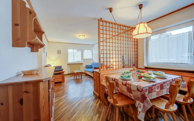 Cavalese few min From ski A01 P01