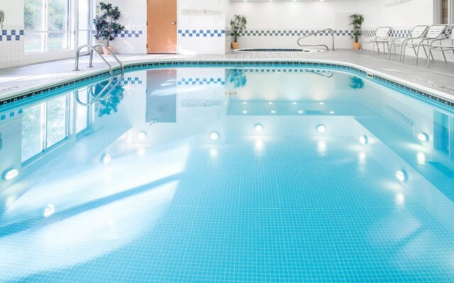 Fairfield Inn & Suites by Marriott Canton