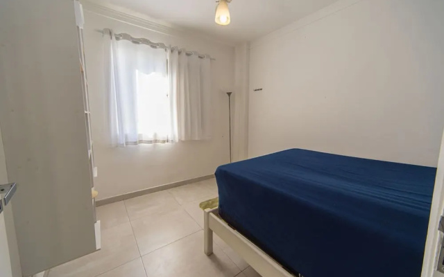 Apto com 2 Vagas e Churrasqueira a 400m da Praia