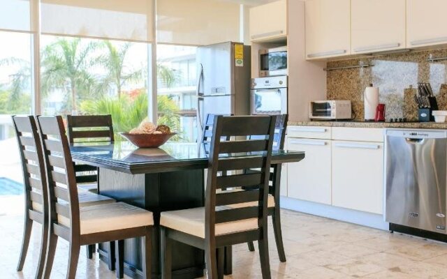 Magia By Playa Moments