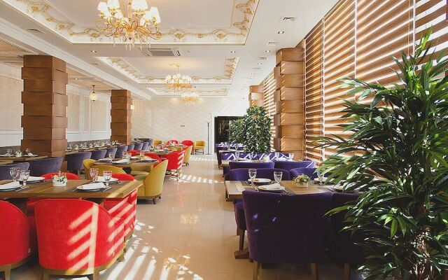 Grand hotel Palacio
