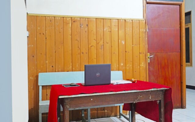 SPOT ON 91543 Pondok Denki 11