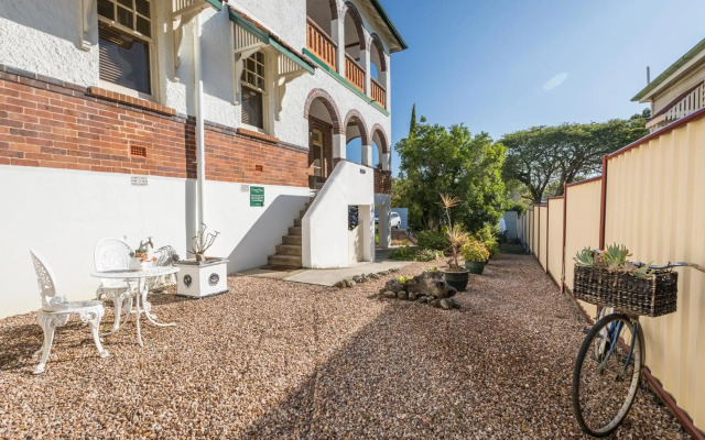 Cumquat House
