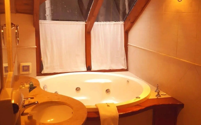 Casa del Bosque Apart, Suites & Spa
