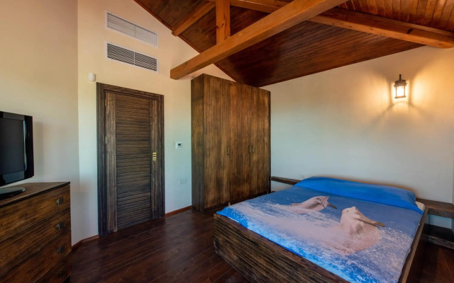 Villa Cook with Sea View - Pool - Jacuzzi at Balchik