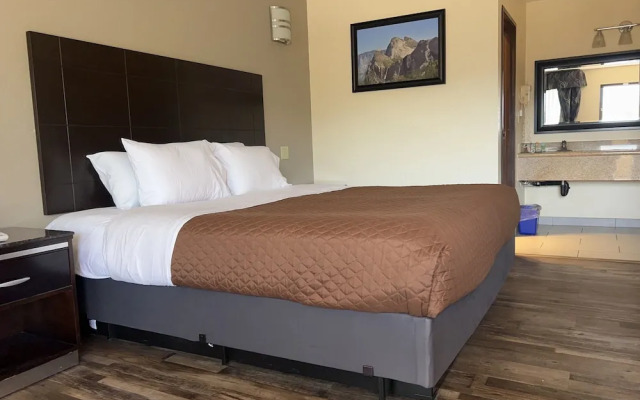 Days Inn Oakhurst Yosemite