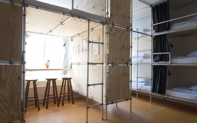 Jorplace Beach Hostel