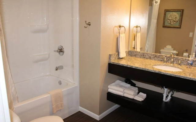 Rivertown Inn