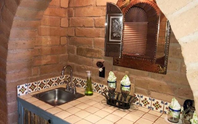 Casa Tierra Adobe Bed & Breakfast Inn
