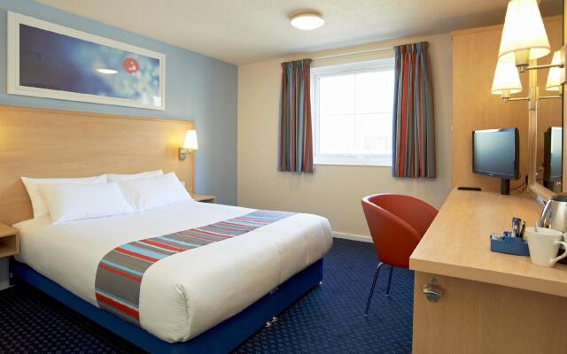 Travelodge Bristol Severn View M48