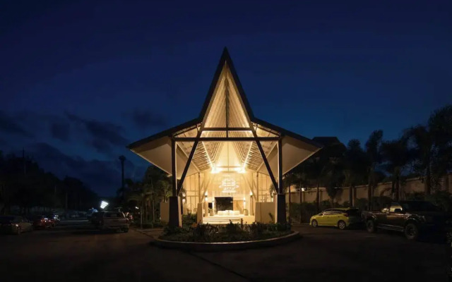 Lalynn Resort & Villas