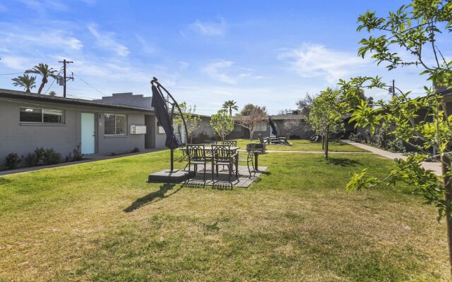 Contemporary Condo in Central Biltmore