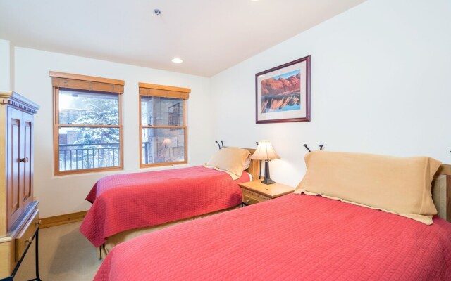 Bear Creek Lodge 403 4 Bedroom Condo by Alpine Lodging Telluride