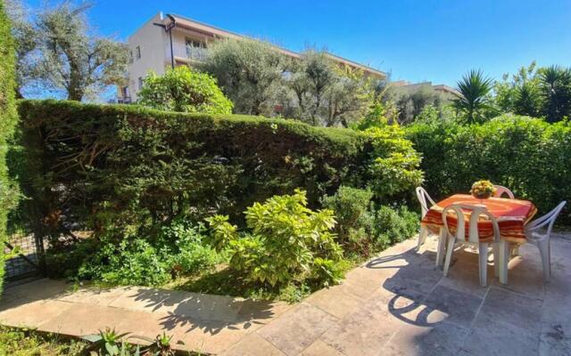 Casalionelantibes Appartement de 70m2 avec jardins et parking