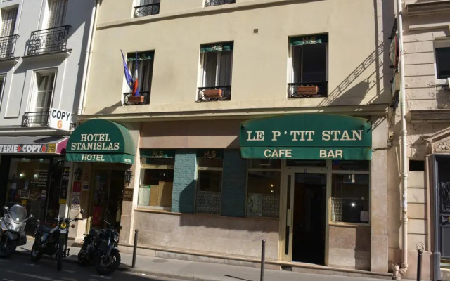 hotelImage