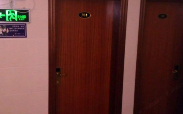 Riyuehe Hostel