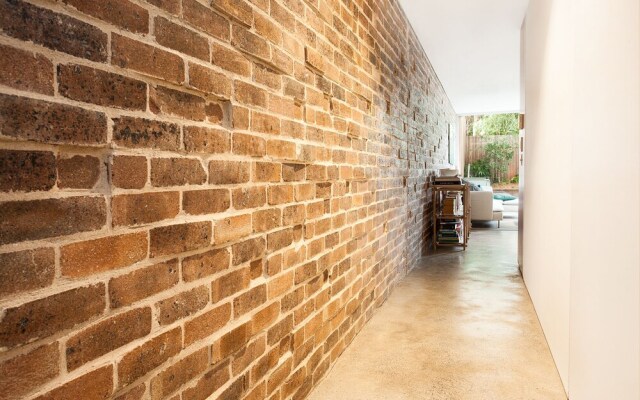 Bondi Garden Haven (H741)