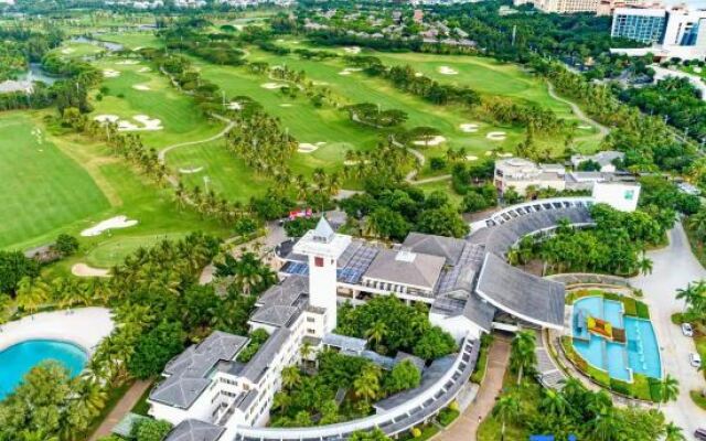 Yalong Bay Golf Club