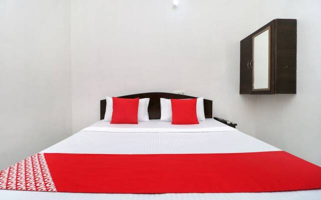 Oyo 27614 Hotel Oscar Inn