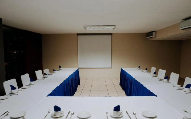 Hotel Los Aluxes