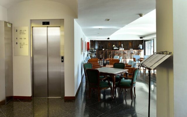 Hotel Hostalillo by Escampa Hotels