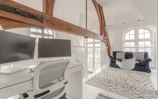 1 Bedroom Retro Apartment