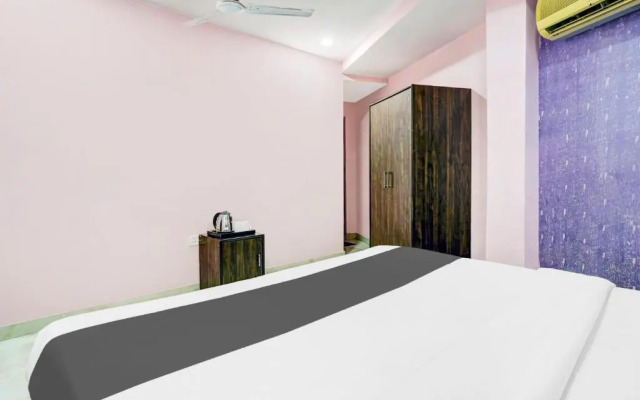 OYO 88843 My Hotel Daksh