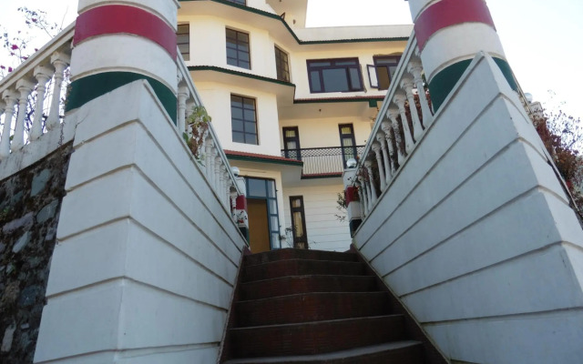 Monal Inn by Nature