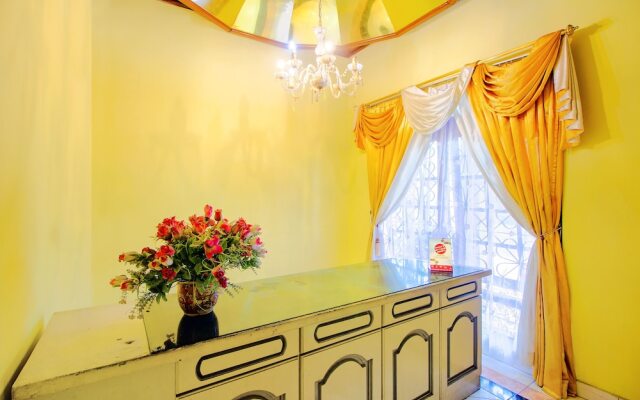 OYO 1770 Hotel Mawar Saron 2