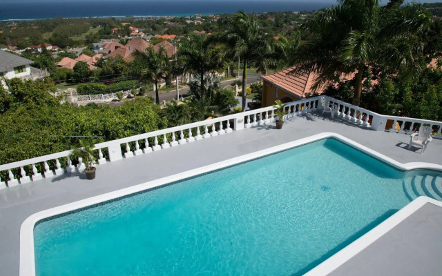 Hatfield South Villa