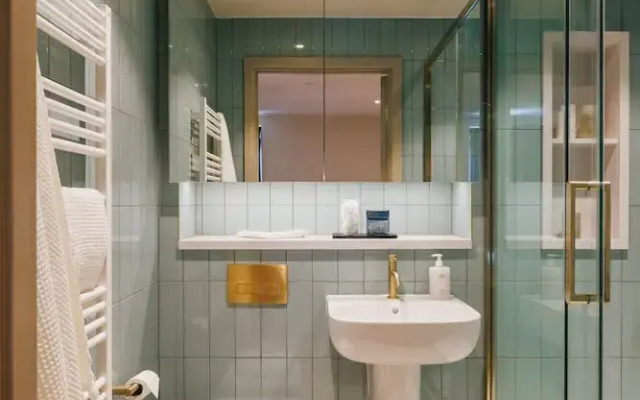 Modern Studio Flat in North London
