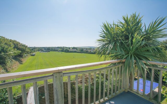 Bag-end House 7 Bedrooms, Sleeps 14, Hot Tub