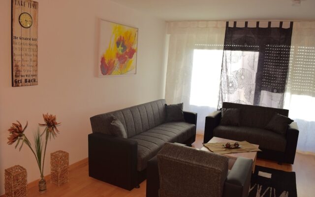 AB Apartment 64