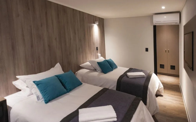 Hotel H9