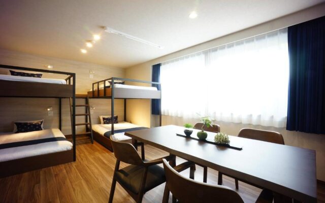 Rona Hotel