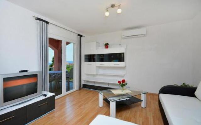 Apartment With Sea View 3558-3