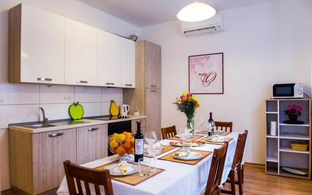 Dundo Baldo Apartment