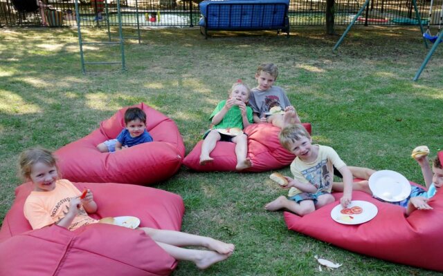 Adina Lodge Holiday Units