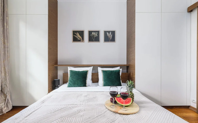 Lumina stylish apartment with parking