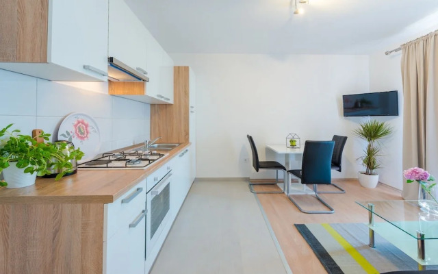 Apartments Made 4U