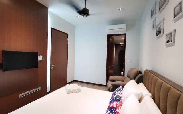 Expressionz Professional Suites by Sin Yin