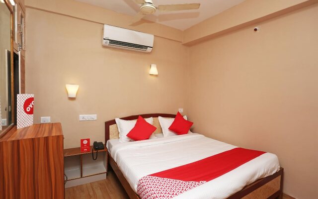 OYO 13669 Hotel Satnam