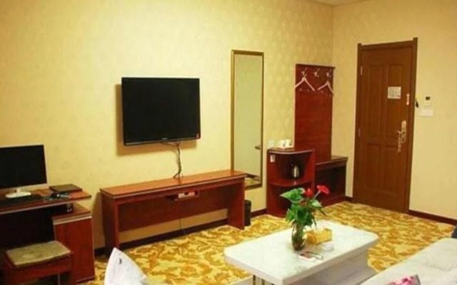 6+1 Business Hotel
