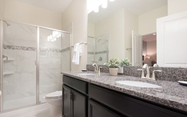 9-Bedroom Villa in Davenport 9000HS