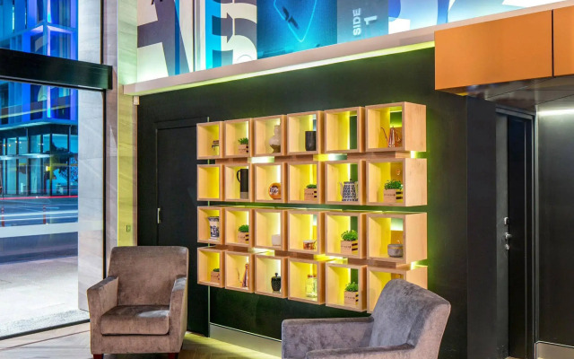 Rydges Perth Kings Square